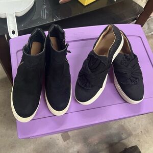 2 pair of casual slide on black sneakers